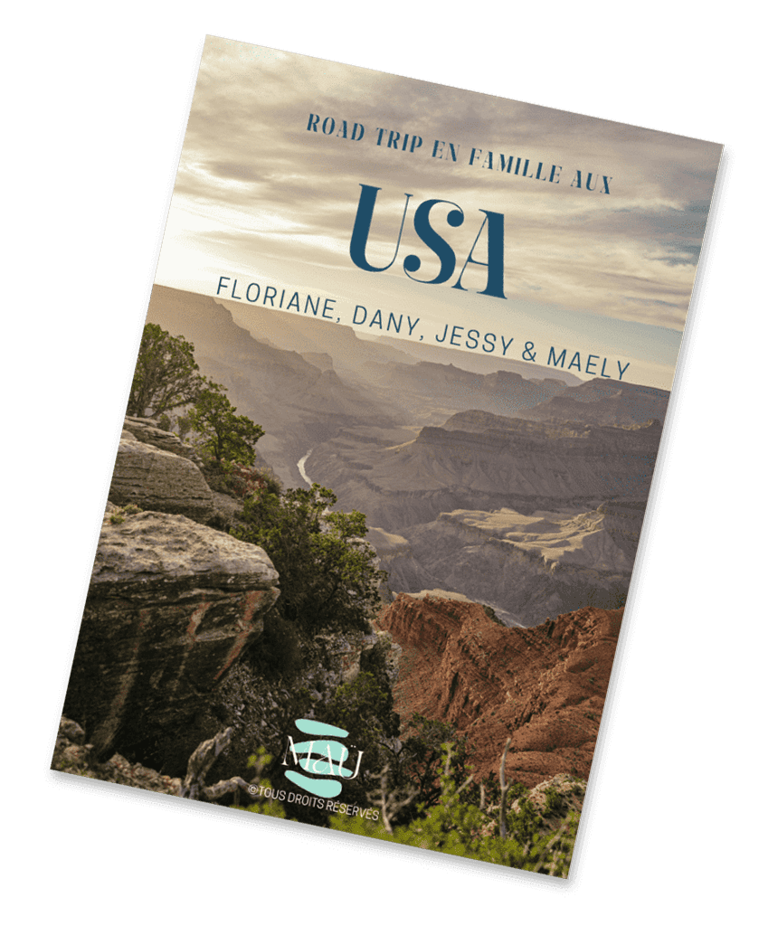 Couverture de carnet de voyage MAÜ pour un road trip en famille aux États-Unis, avec vue sur le Grand Canyon